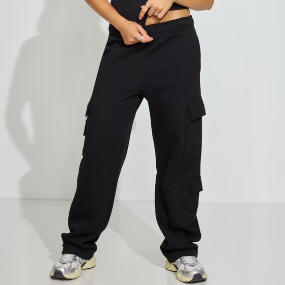 Garage Pants - Garage UltraFleece Cargo Straight Sweatpants Black NWT Size M